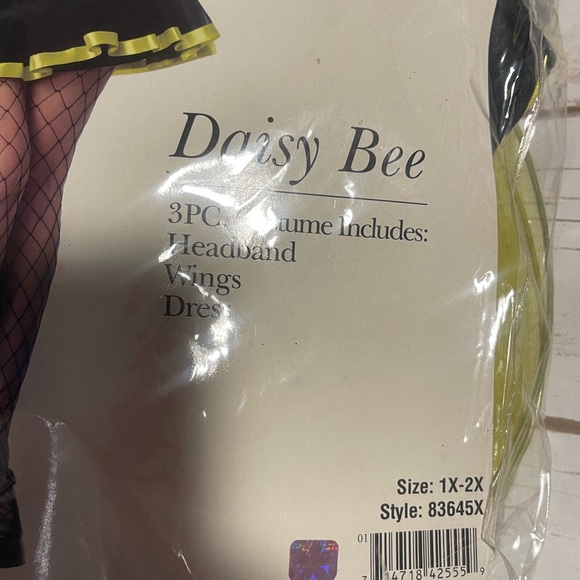 Womans bee costume - Picture 2 of 3